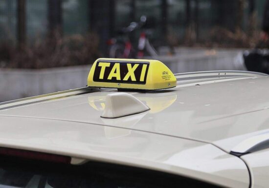 Bericht: Mercedes setzt wieder mehr auf Taxigeschäft