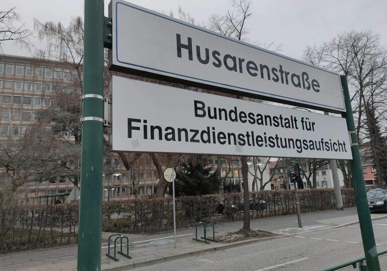 Bafin zieht in frühere Bahn-Zentrale in Frankfurt