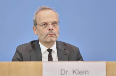 Klein ruft Israel zur Mäßigung im Nahen Osten auf