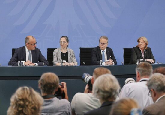 Schulze: Rentenreform nicht grundsätzlich infrage stellen
