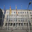 Klingbeil streicht Freibetrag für Mitarbeiterrabatte doch nicht