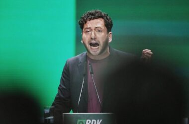 Grünen-Chef fordert mehr Klimaschutz gegen Niedrigwasser