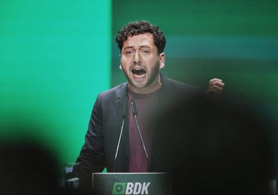 Grünen-Chef fordert mehr Klimaschutz gegen Niedrigwasser