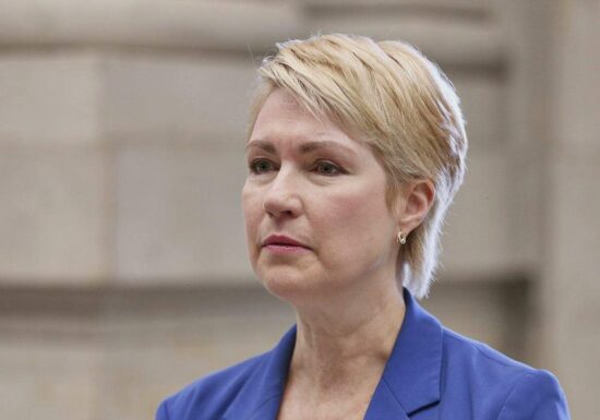 Schwesig verlangt Vorab-Gespräche zur Rentenreform