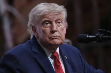 Trump setzt Iran-Angriffe aus und sieht Fortschritte für Abkommen