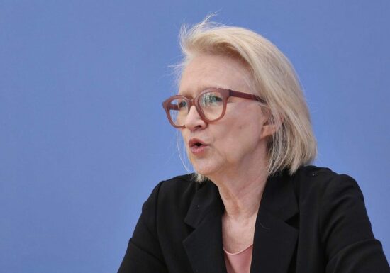Schnitzer warnt vor Tankrabatt und Preisdeckel