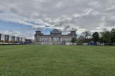 Bundestag führt eigenen KI-Chatbot ein