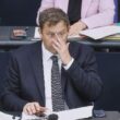 Klingbeil will Finanzwissen der Bürger verbessern