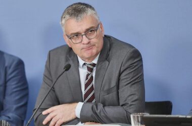 Forsa weist Kritik von Regierungssprecher nicht komplett zurück