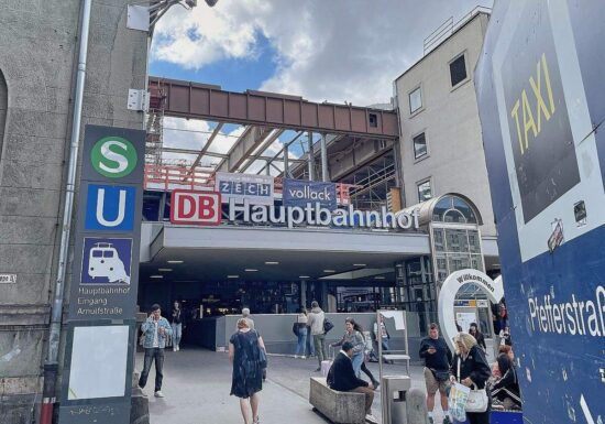 Grüne gegen Ticketschranken an Bahnhöfen