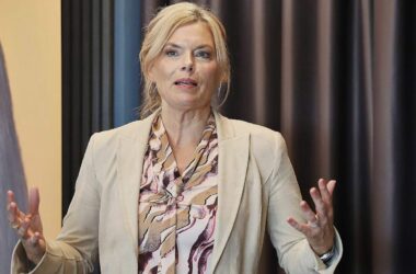 Klöckner will Frauen in Politik stärken