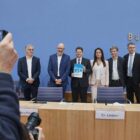 Wirtschaftsinstitute verdoppeln Konjunkturprognose wieder