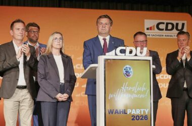 Rufe nach Schulze-Rücktritt nach Wahldesaster