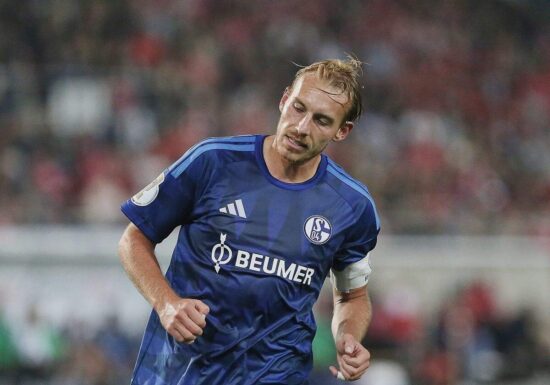 1. Bundesliga Schalke und Elversberg trennen sich torlos
