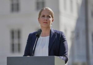 Bauministerin verteidigt Wohngeld-Kürzungen