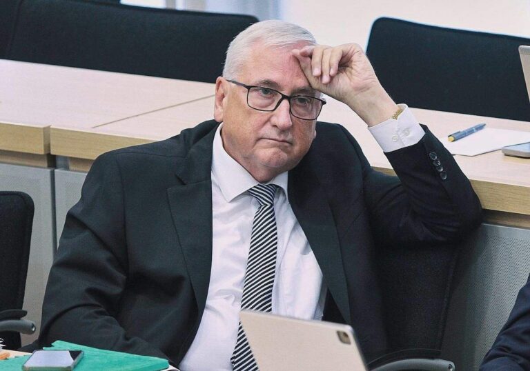 Sachsen-Anhalt verhandelt über Intel-Fläche mit zwei Investoren