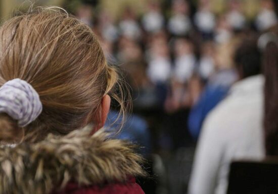 Grüne werfen Regierung sozial ungerechte Familienpolitik vor