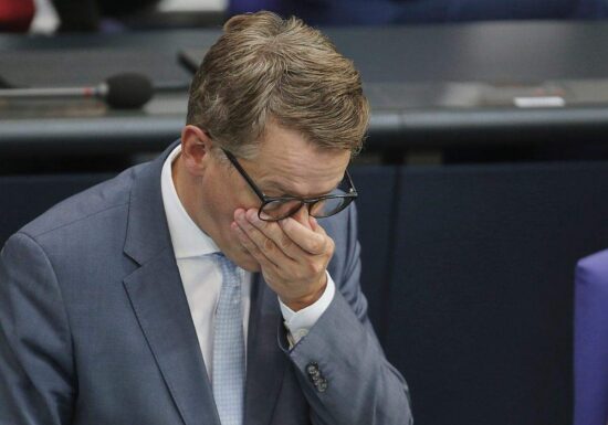 SPD-Fraktionschef Miersch stoppt Linnemanns Pflegereform