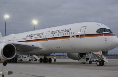 Panne am Regierungsflieger - Klingbeil verpasst Kabinettssitzung
