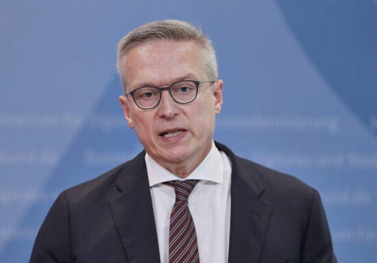 Wildberger: KI kann Deutschland zu fünf Prozent Wachstum führen