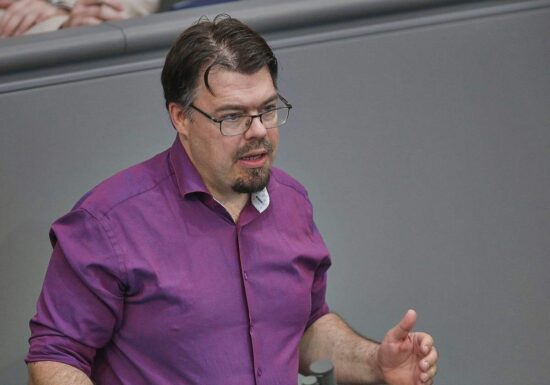 Grüne fordern schärferes Vorgehen gegen russische Schattenflotte