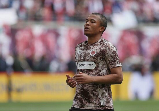 2. Bundesliga: St. Pauli feiert Last-Minute-Sieg gegen Wolfsburg