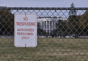 Bundesrichter hebt Trump-Verbot für CNN, MS Now und Politico auf