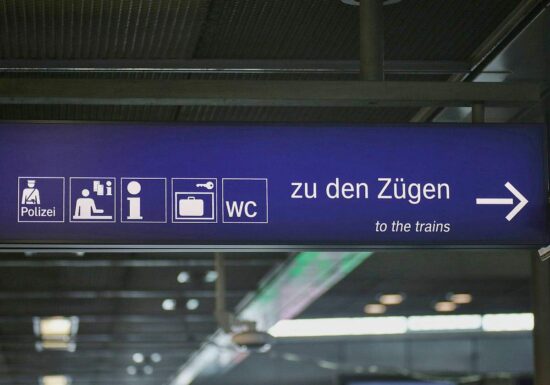 Bilger offen für Zugangskontrollen an großen Bahnhöfen