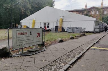 Zahl der Flüchtlinge in Deutschland sinkt leicht