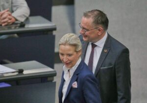 Forsa: AfD bleibt deutlich vor Union