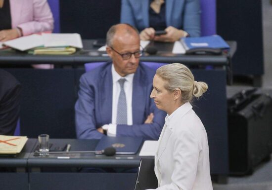 Forsa: Merz jetzt unbeliebter als Weidel