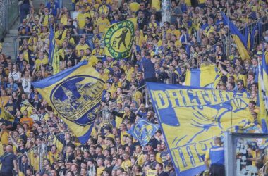 Braunschweig-Fan bricht auf Tribüne zusammen und stirbt