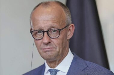 Merz telefoniert mit Trump über Ukrainekrieg und Straße von Hormus