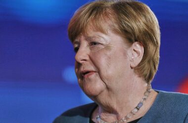 BSW will Merkel und Schröder als "Friedensvermittler"