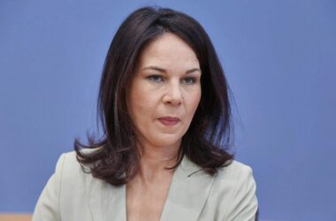 Baerbock weist Kritik an New-York-Plänen zurück