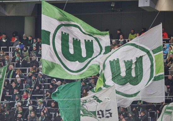 2. Bundesliga: Wolfsburg verspielt 3:0 gegen Cottbus