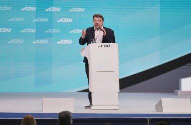 CDA-Chef warnt vor Vertrauensverlust bei Arbeitnehmern