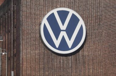 Bericht: VW plant bei härterem Absatzrückgang mit weiterem Sparkurs