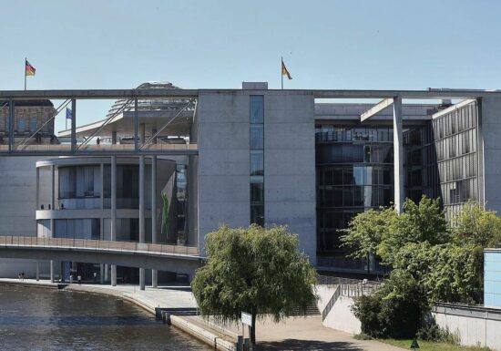 Bundestag sucht Caterer für Empfang nach Präsidentenwahl