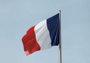 Rassemblement National erzielt Zugewinne bei Senats-Teilwahlen