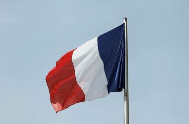 Rassemblement National erzielt Zugewinne bei Senats-Teilwahlen