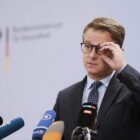 Pflegereform: Regierung verschiebt Streitthemen in Kommission