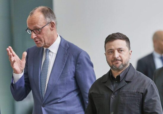 Merz telefoniert mit Selenskyj über Leipziger Flughafen-Angriff