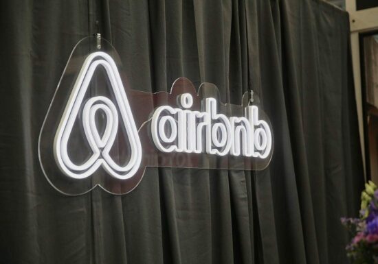 EU-Pläne zur Regulierung von Airbnb stoßen auf Skepsis