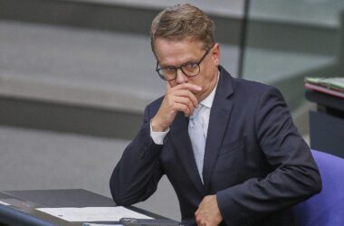 Linnemann will Info-Pflicht der Krankenkassen wieder einführen