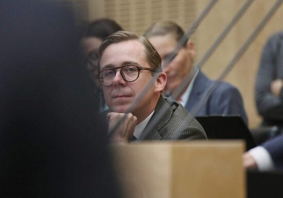 Amthor hat Strandkorb fürs Kanzleramt selbst bezahlt