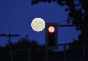 ESA glaubt nicht an europäische Mondmission binnen zehn Jahren