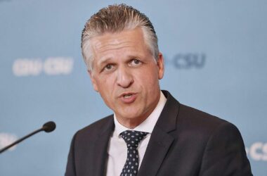Frei warnt Union vor Minderheitsregierung im Bund