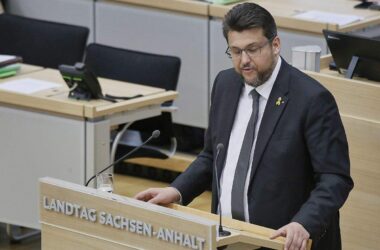 Sachsen-Anhalt: CDU-Politiker rudert nach Enthaltungs-Aussage zurück