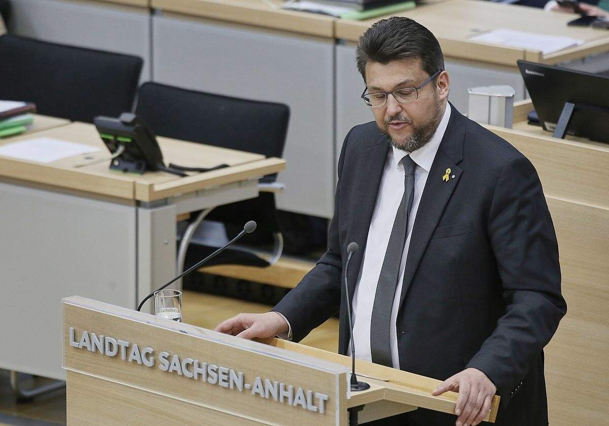 Sachsen-Anhalt: CDU-Politiker rudert nach Enthaltungs-Aussage zurück